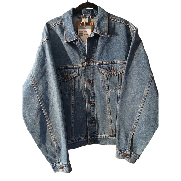 Levis 70507-0389 Denim Trucker Jacket Mens Medium Blue Jean Jacket NWT Vintage